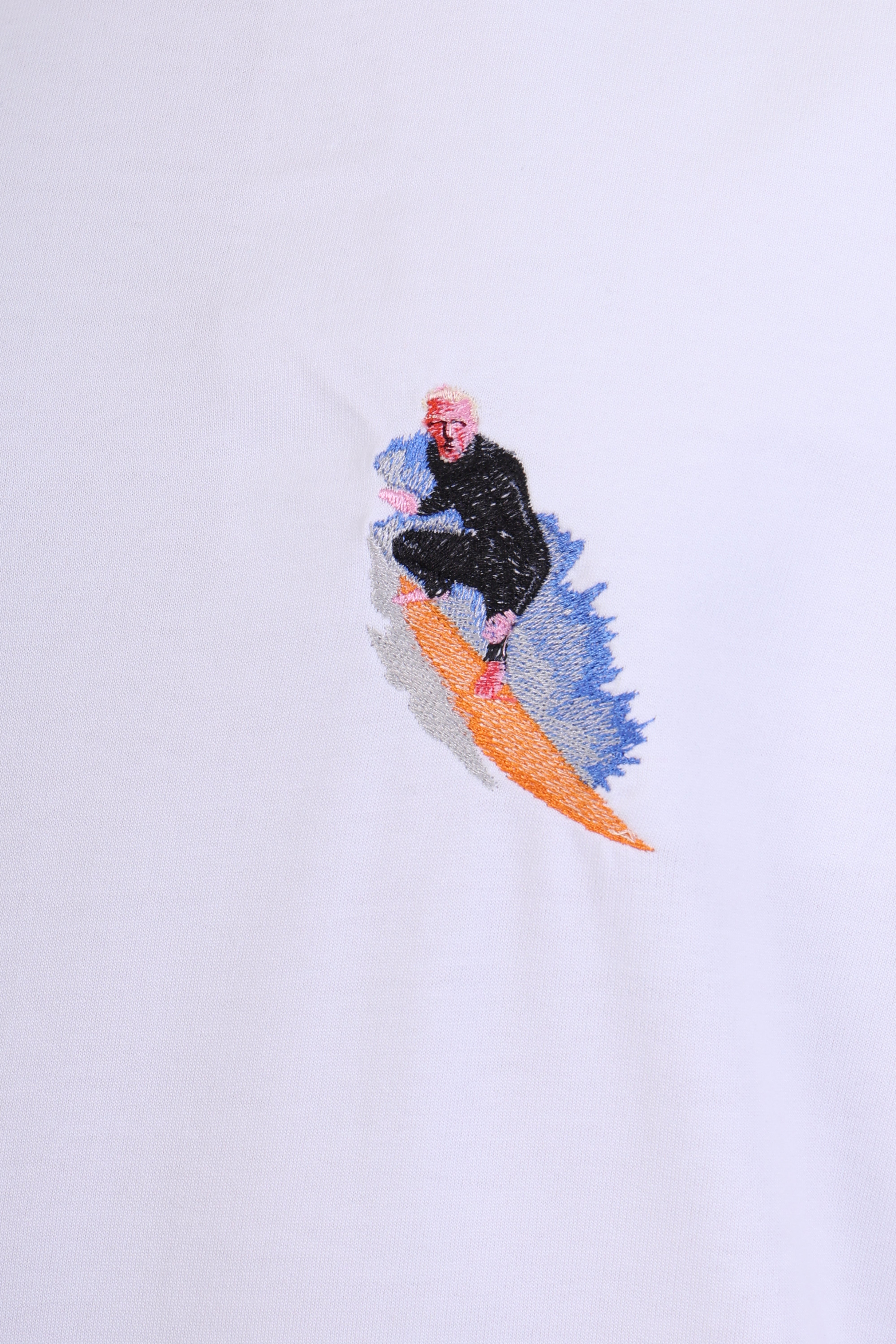 Men’s Oversized White Surf Embroidered T-Shirt | Pure Cotton Streetwear India