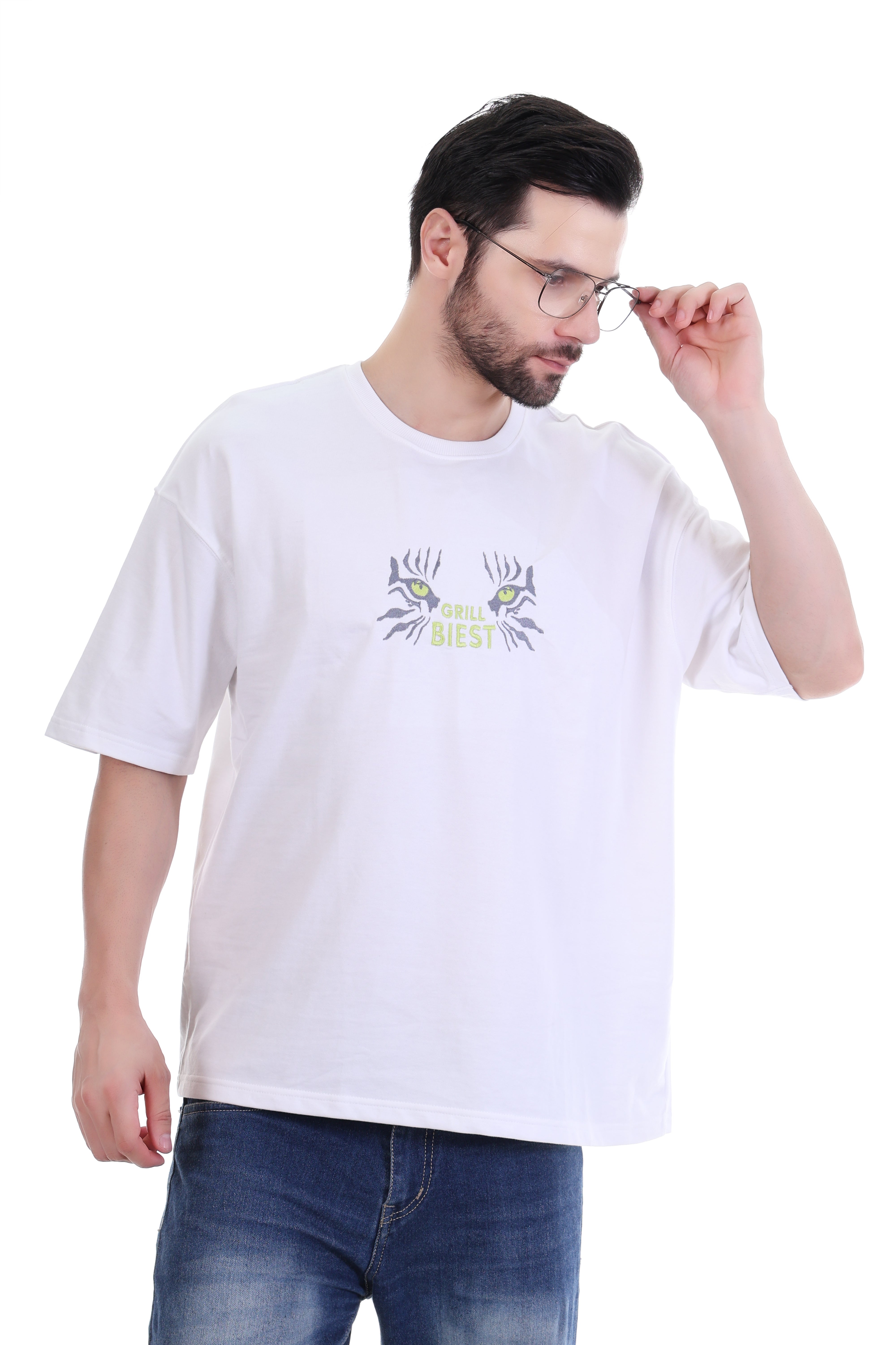 Men’s Oversized White Tiger Eyes Embroidered T-Shirt – “Grill Biest” | Pure Cotton Streetwear
