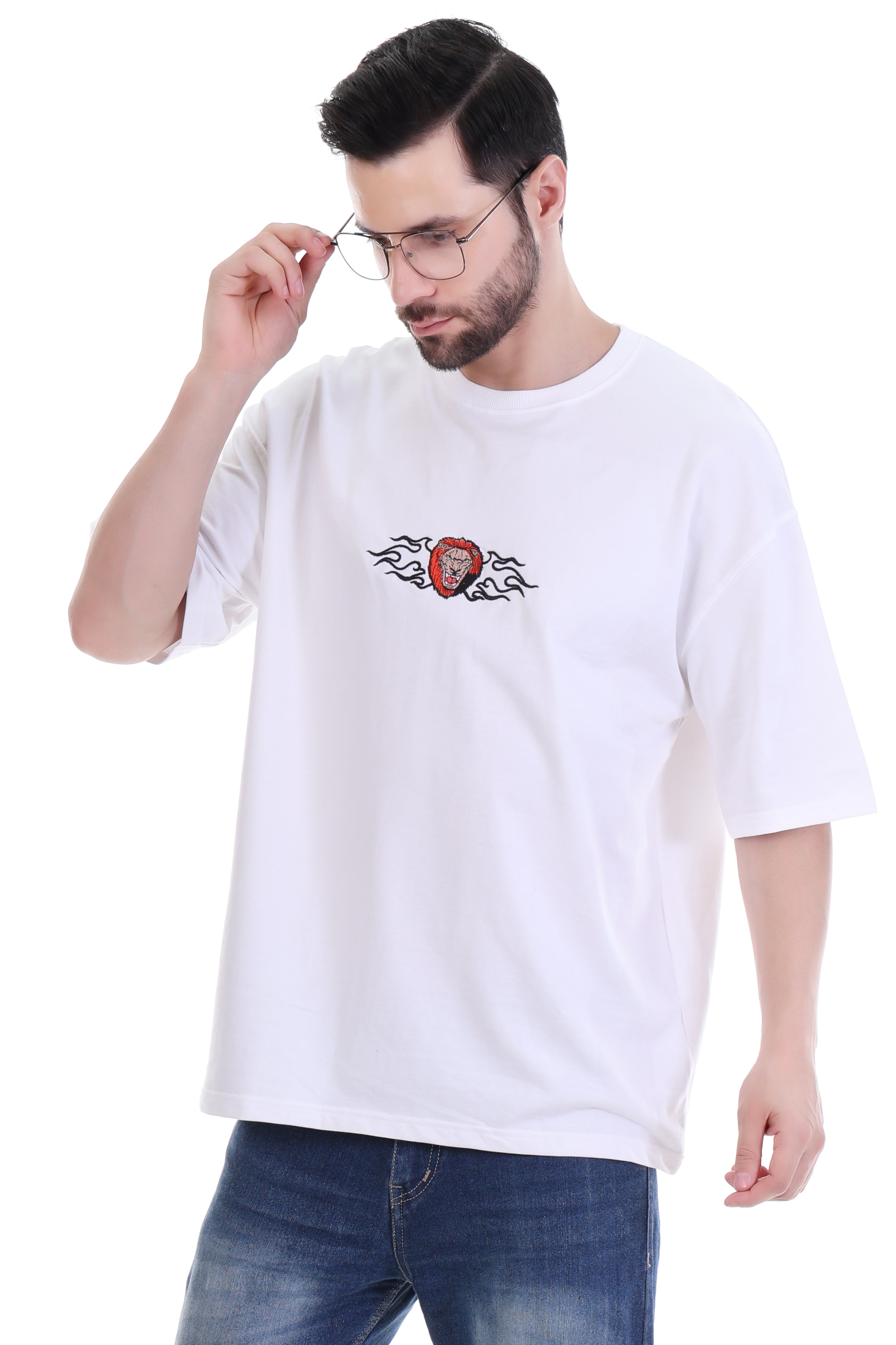 Men’s Oversized White T-Shirt with Lion Embroidery – Pure Cotton | Bold Streetwear India