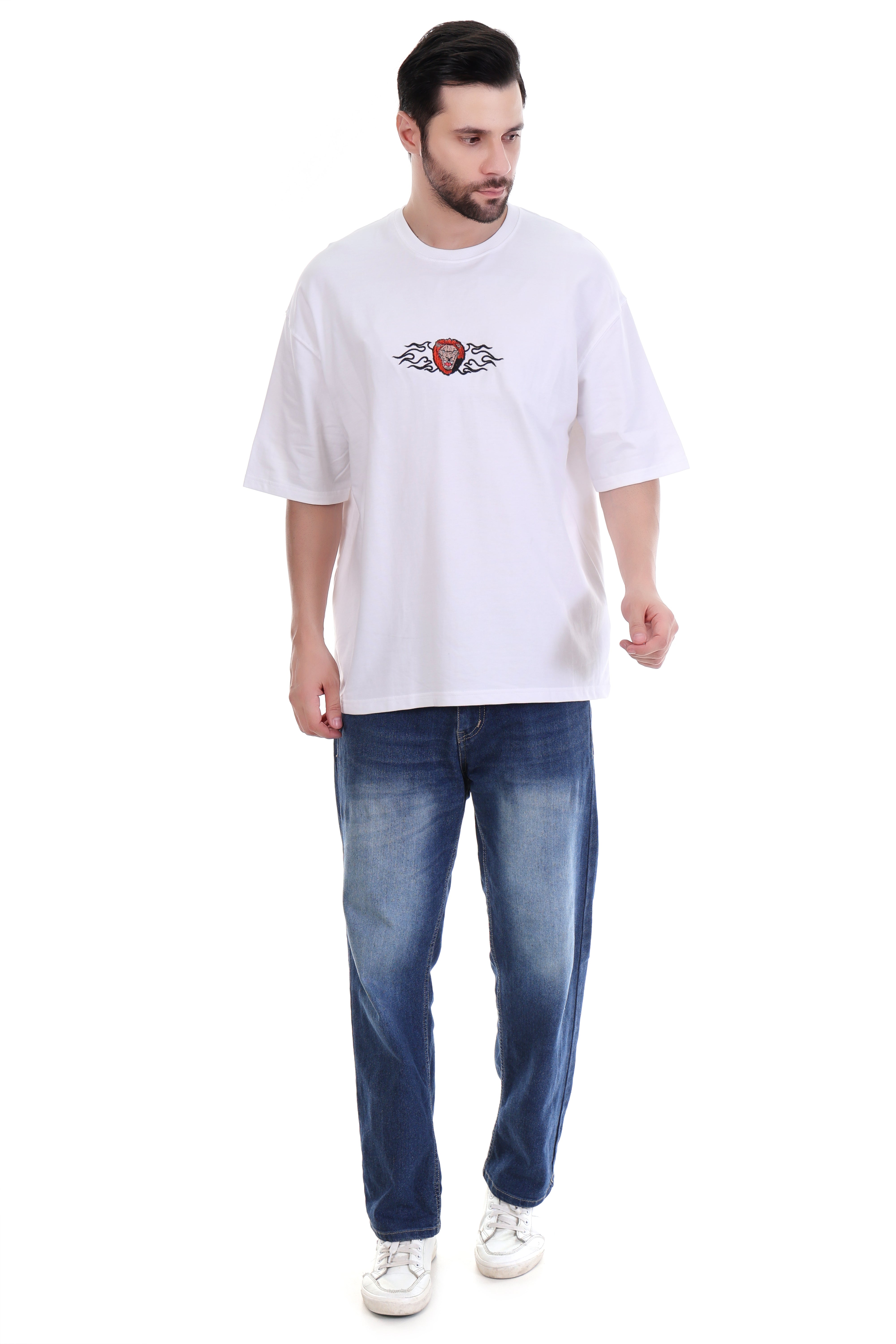 Men’s Oversized White T-Shirt with Lion Embroidery – Pure Cotton | Bold Streetwear India